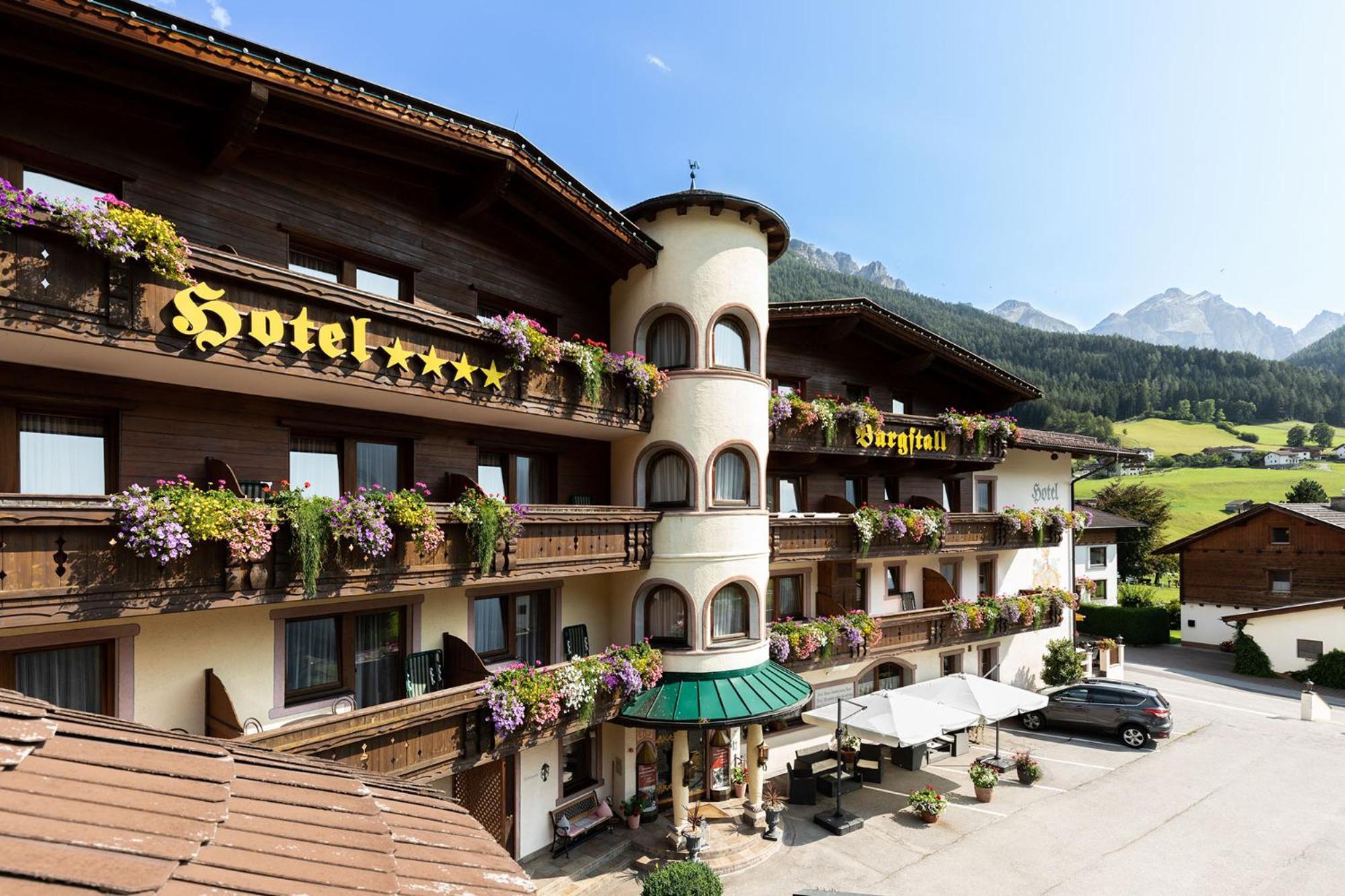 Hotel Burgstall Neustift im Stubaital Buitenkant foto