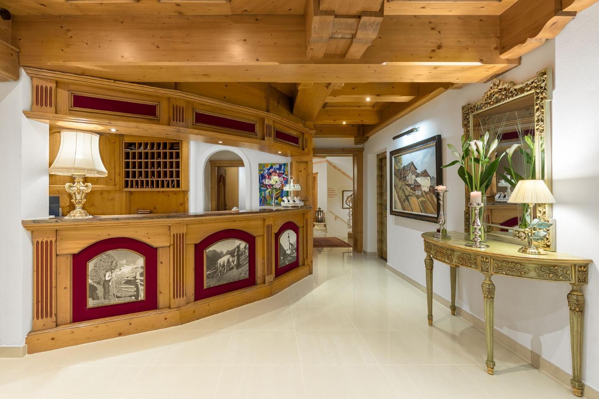 Hotel Burgstall Neustift im Stubaital Buitenkant foto