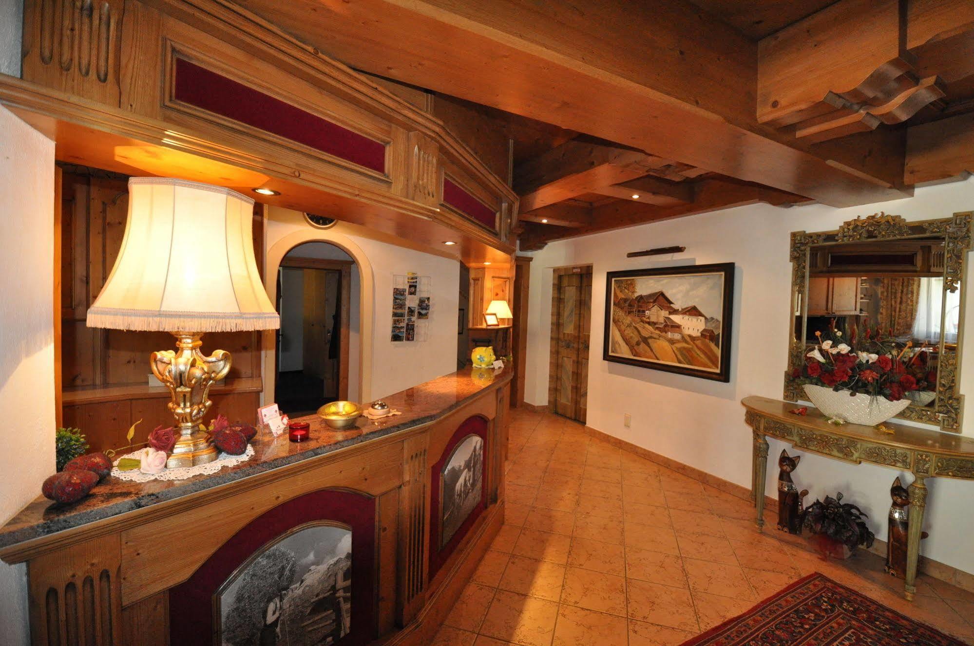 Hotel Burgstall Neustift im Stubaital Buitenkant foto